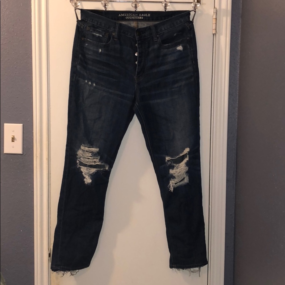 Distressed High Rise Mom Jeans